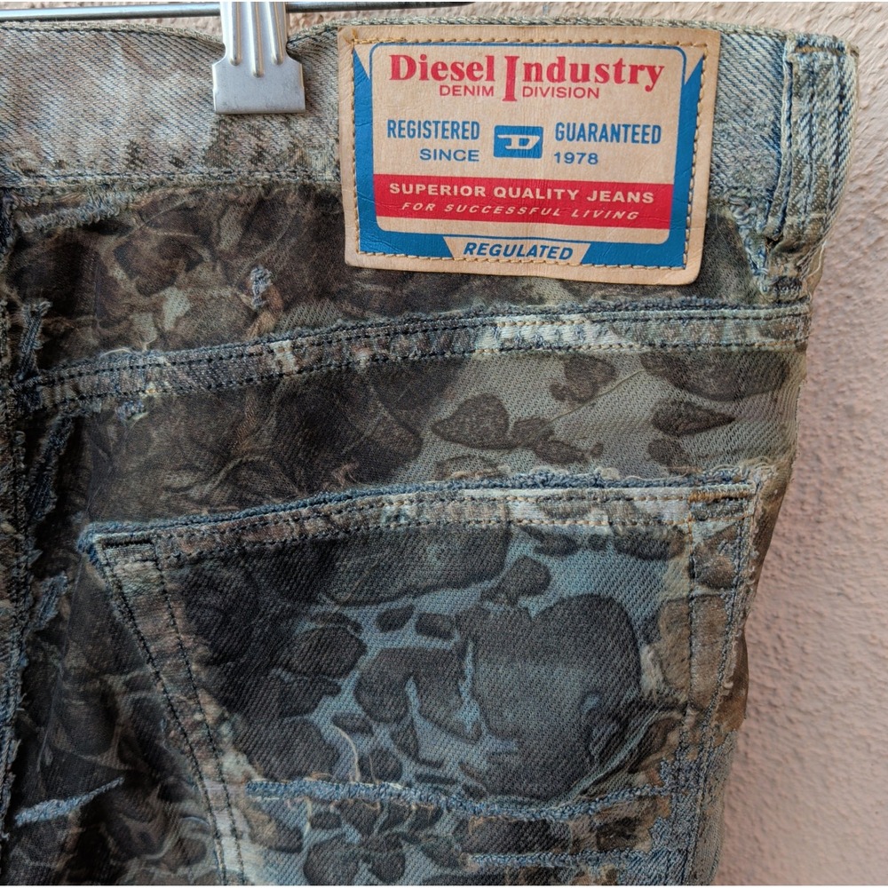 Diesel Mens 2010 D-MACS-FSE-2 Jeans 32 Blue Brown Distressed Laser Cut Denim - Picture 4 of 16